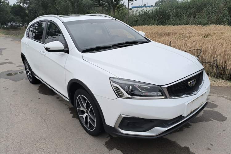 Used Geely Auto Vision S1 2019 Upgraded Model 1.5L CVT Luxury Version Front Right 45 Deg