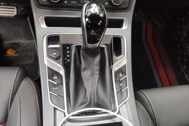 Used Geely Auto Vision S1 2019 Upgraded Model 1.5L CVT Luxury Version Gear Lever