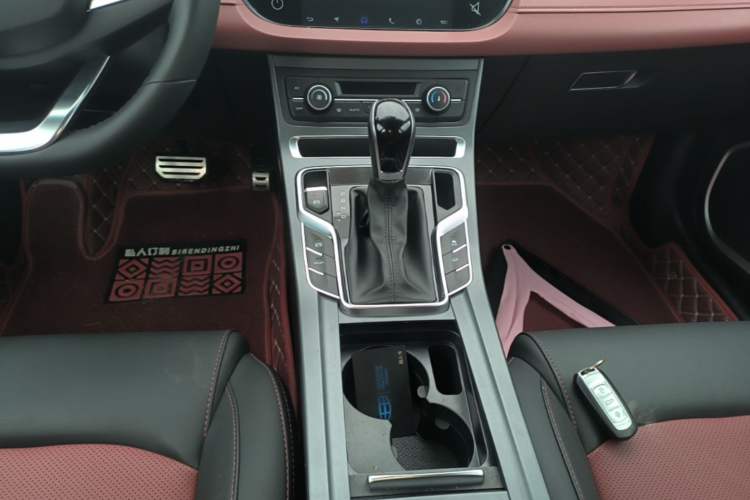 Used Geely Auto Vision S1 2019 Upgraded Model 1.5L CVT Luxury Version Gear Lever