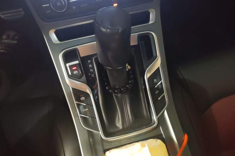 Used Geely Auto Vision S1 2019 Upgraded Model 1.5L CVT Luxury Version Gear Lever