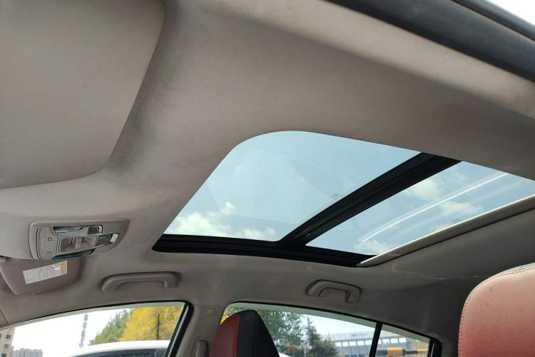 Used Geely Auto Vision S1 2019 Upgraded Model 1.5L CVT Luxury Version Headliner