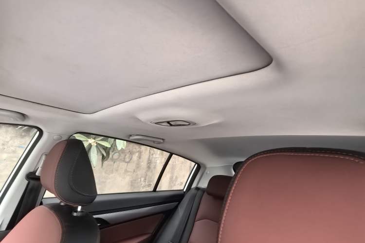 Used Geely Auto Vision S1 2019 Upgraded Model 1.5L CVT Luxury Version Headliner