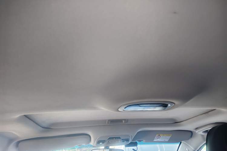 Used Geely Auto Vision S1 2019 Upgraded Model 1.5L Manual Elite Version Headliner