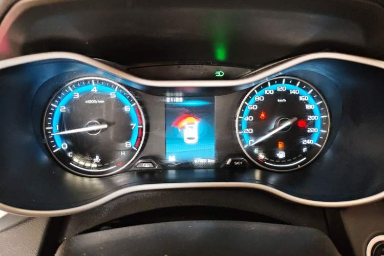 Used Geely Auto Vision S1 2019 Upgraded Model 1.5L Manual Elite Version Instrument Cluster