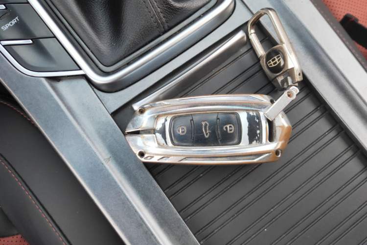 Used Geely Auto Vision S1 2019 Upgraded Model 1.5L CVT Luxury Version Interior 1
