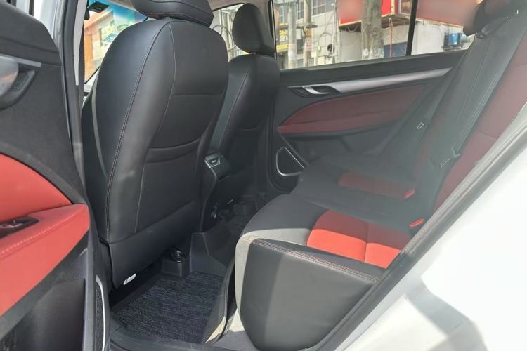 Used Geely Auto Vision S1 2019 Upgraded Model 1.5L CVT Luxury Version Interior 3