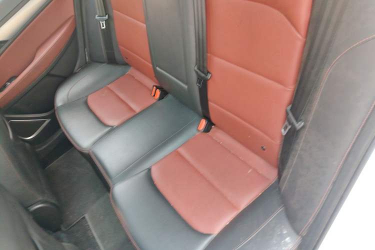 Used Geely Auto Vision S1 2019 Upgraded Model 1.5L CVT Luxury Version Interior 4