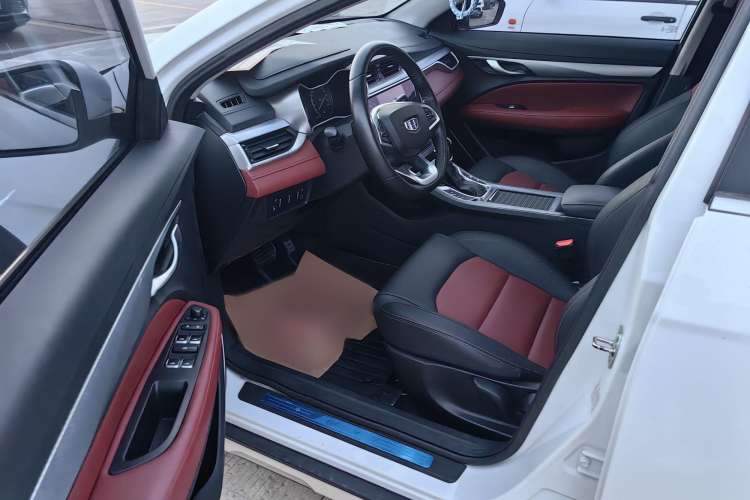 Used Geely Auto Vision S1 2019 Upgraded Model 1.5L CVT Luxury Version Interior 6
