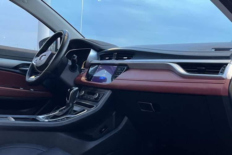 Used Geely Auto Vision S1 2019 Upgraded Model 1.5L CVT Luxury Version Interior 8
