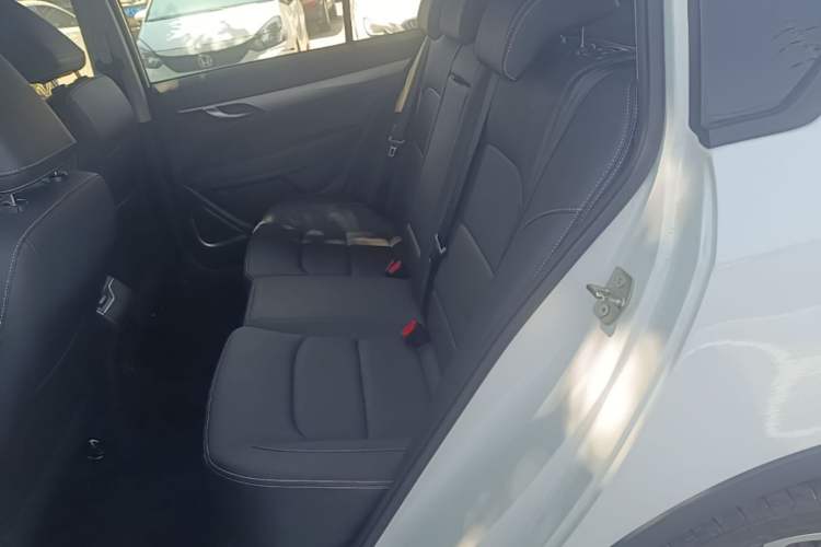 Used Geely Auto Vision S1 2019 Upgraded Model 1.5L Manual Happiness Edition Left Rear Seat