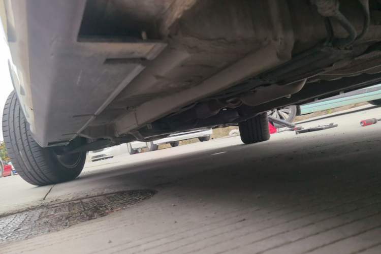 Used Geely Auto Vision S1 2019 Upgraded Model 1.5L CVT Luxury Version Left Side Sill