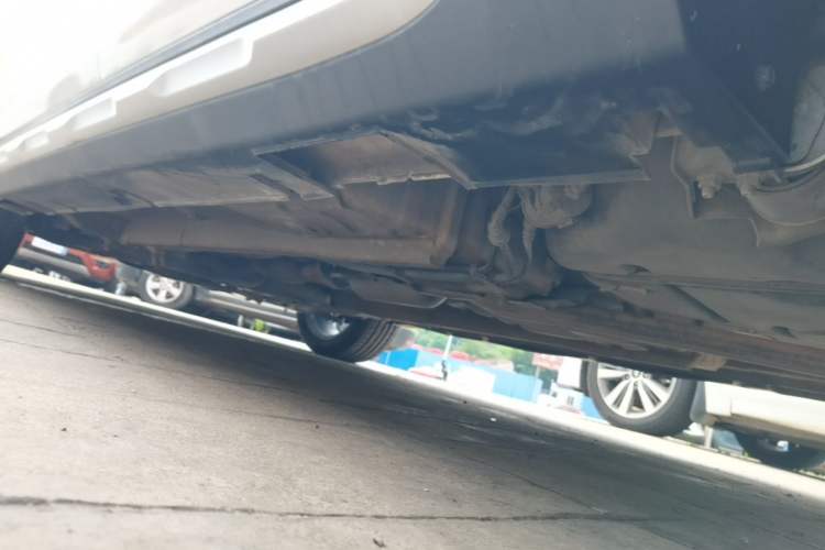 Used Geely Auto Vision S1 2019 Upgraded Model 1.5L CVT Luxury Version Left Side Sill