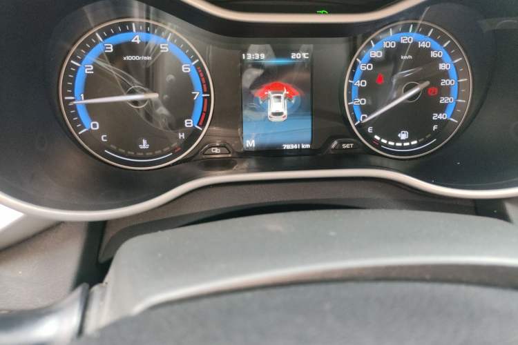 Used Geely Auto Vision S1 2019 Upgraded Model 1.5L Manual Elite Version Odometer Close Up