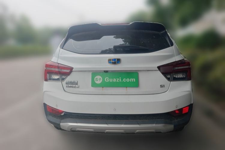 Used Geely Auto Vision S1 2019 Upgraded Model 1.5L Manual Elite Version Rear