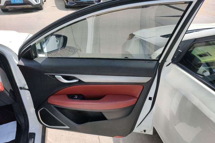 Used Geely Auto Vision S1 2019 Upgraded Model 1.5L CVT Luxury Version Right Front Door Interior