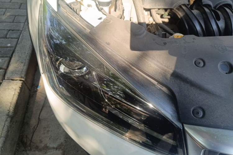 Used Geely Auto Vision S1 2019 Upgraded Model 1.5L CVT Luxury Version Right Front Headlight