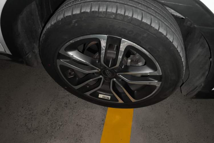 Used Geely Auto Vision S1 2019 Upgraded Model 1.5L Manual Elite Version Right Front Wheel Hub