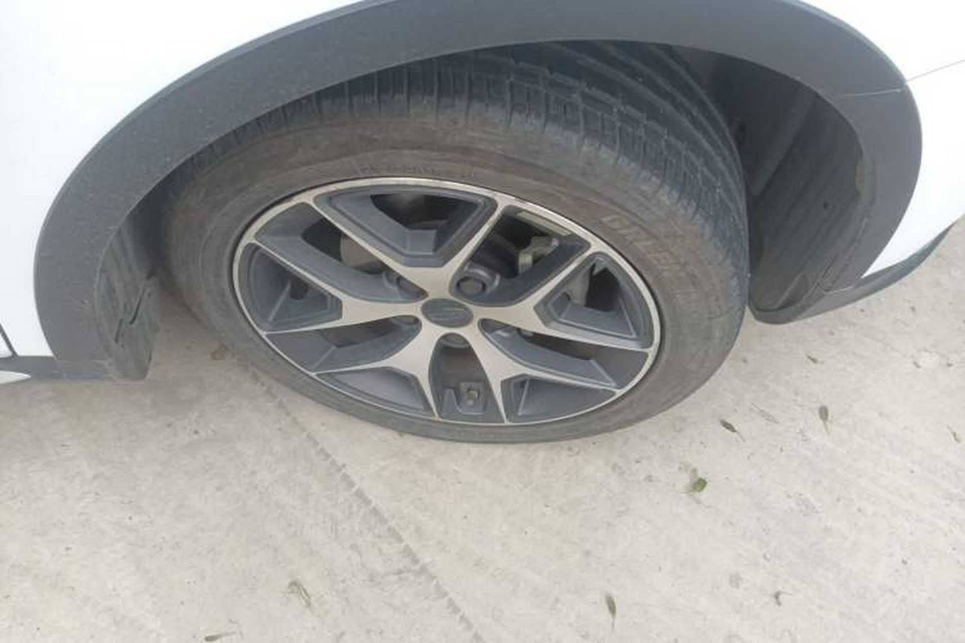 Used Geely Auto Vision S1 2019 Upgraded Model 1.5L CVT Luxury Version Right Front Wheel Hub