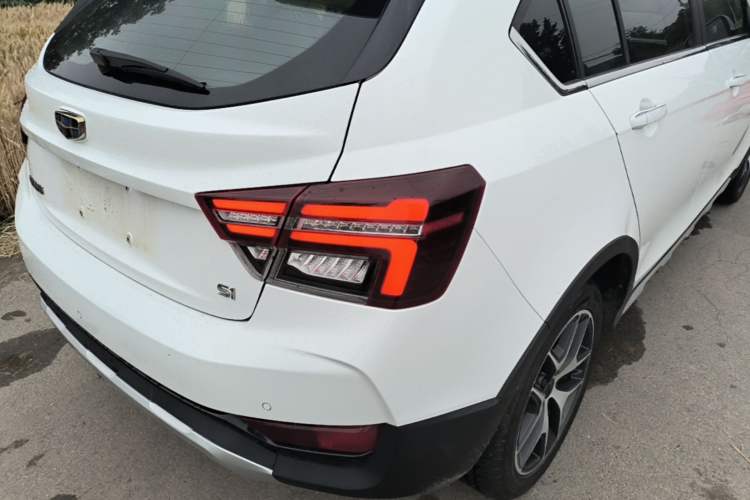 Used Geely Auto Vision S1 2019 Upgraded Model 1.5L CVT Luxury Version Right Rear Taillight