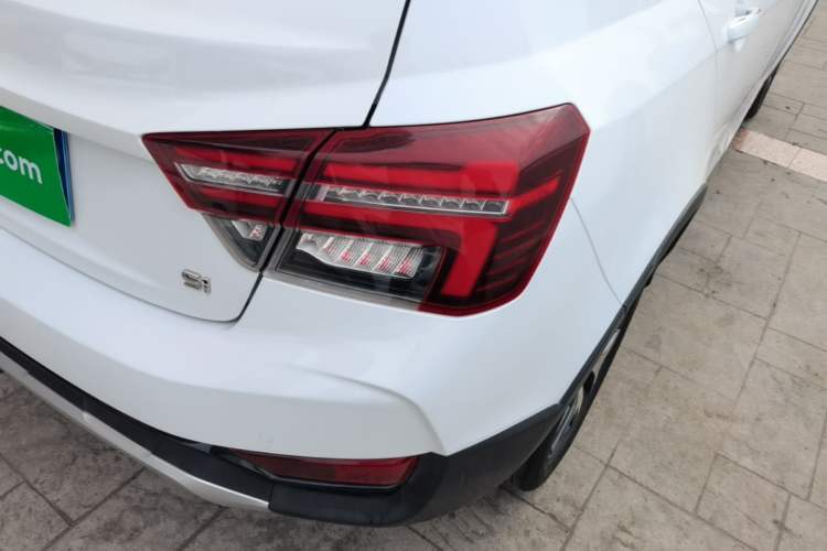 Used Geely Auto Vision S1 2019 Upgraded Model 1.5L CVT Luxury Version Right Rear Taillight