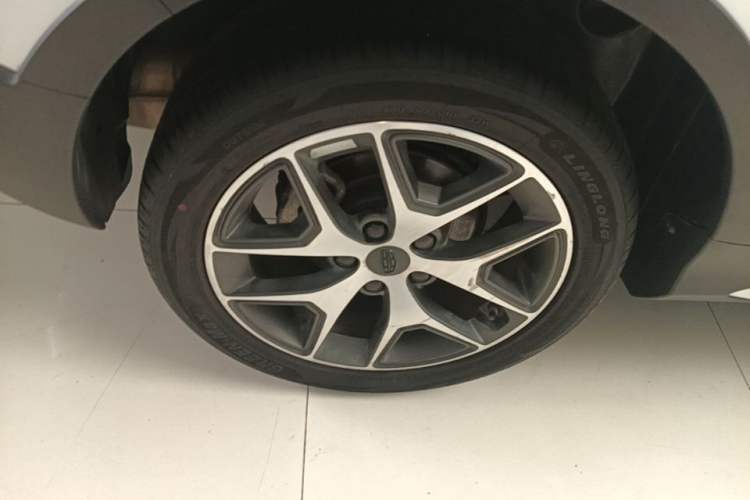 Used Geely Auto Vision S1 2019 Upgraded Model 1.5L CVT Luxury Version Right Rear Wheel Hub
