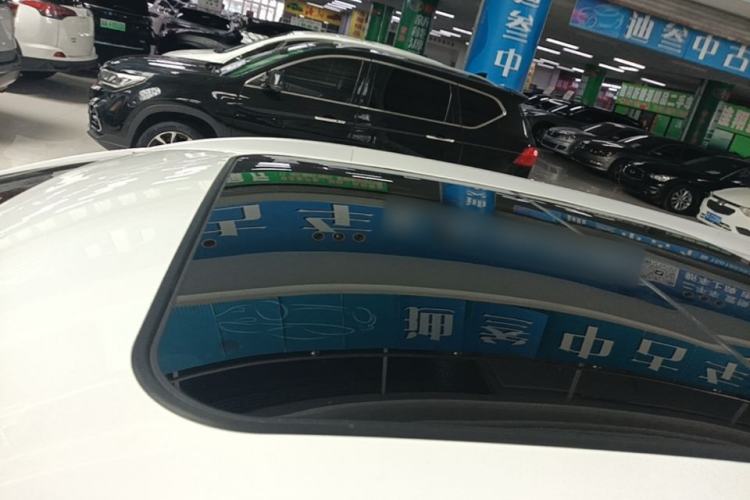 Used Geely Auto Vision S1 2019 Upgraded Model 1.5L CVT Luxury Version Roof