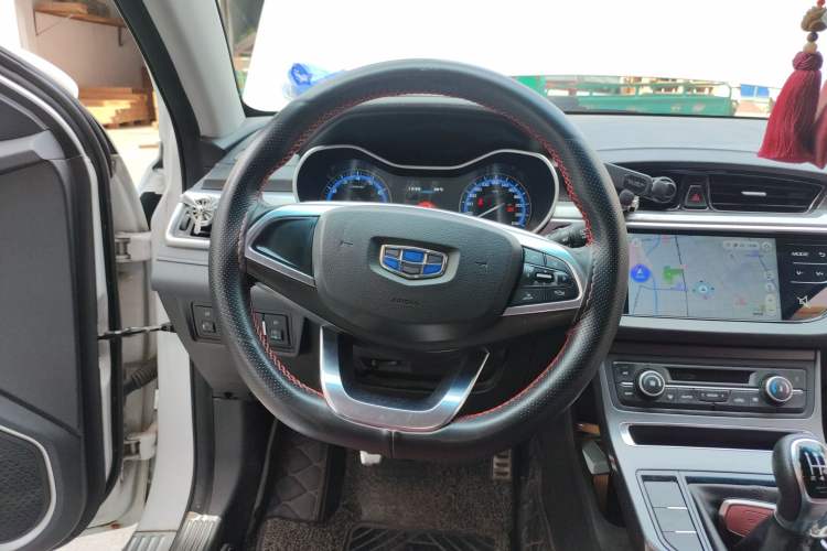Used Geely Auto Vision S1 2019 Upgraded Model 1.5L Manual Elite Version Steering Wheel