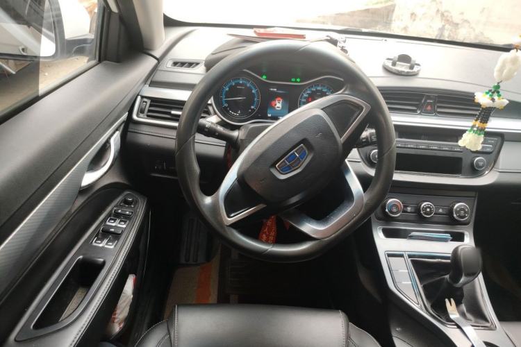 Used Geely Auto Vision S1 2019 Upgraded Model 1.5L Manual Happiness Edition Steering Wheel