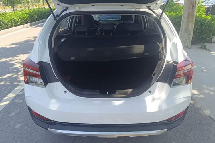 Used Geely Auto Vision S1 2019 Upgraded Model 1.5L Manual Happiness Edition Trunk