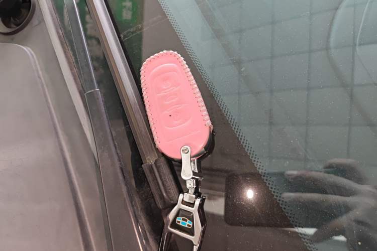 Used Geely Auto Vision S1 2019 Upgraded Model 1.5L CVT Luxury Version Vehicle Key