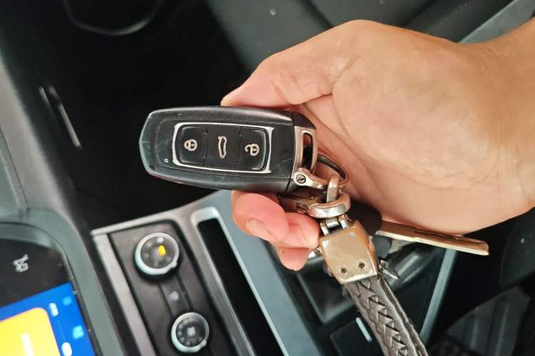 Used Geely Auto Vision S1 2019 Upgraded Model 1.5L Manual Elite Version Vehicle Key