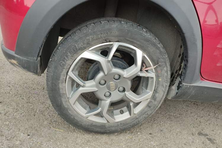 Used Geely Auto Vision X1 2017 1.3L Automatic Fun Edition Right Rear Wheel Hub