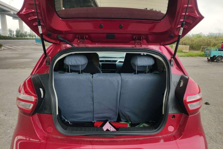 Used Geely Auto Vision X1 2017 1.3L Automatic Fun Edition Trunk