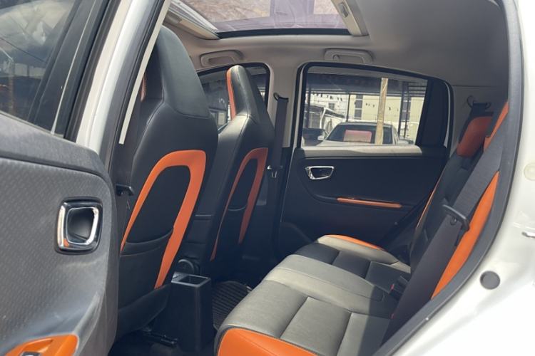 Used Geely Auto Vision X1 2017 1.3L Automatic Player Edition Interior 4