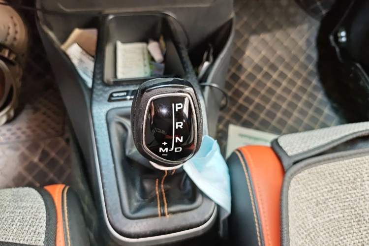 Used Geely Auto Vision X1 2017 1.3L Automatic Fun Edition Audio And AC Panel