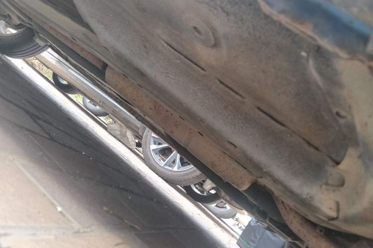 Used Geely Auto Vision X1 2017 1.3L Manual Frenzy Edition Chassis Front Right