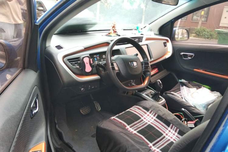 Used Geely Auto Vision X1 2017 1.3L Automatic Fun Edition Driver Seat