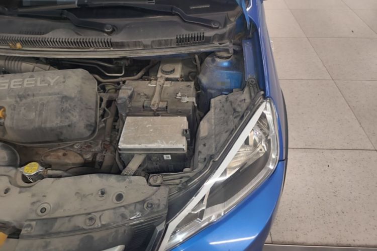 Used Geely Auto Vision X1 2017 1.3L Automatic Player Edition Engine Bay Left
