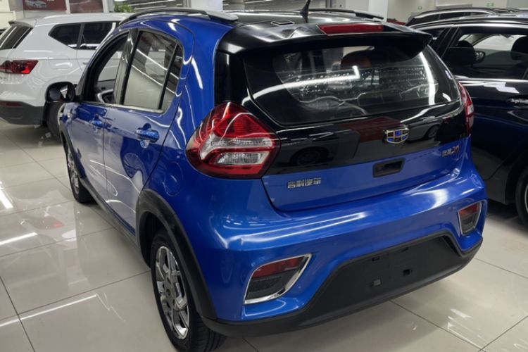 Used Geely Auto Vision X1 2017 1.3L Automatic Player Edition Exterior 2