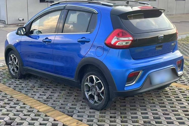 Used Geely Auto Vision X1 2017 1.3L Automatic Player Edition Exterior 3