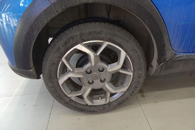 Used Geely Auto Vision X1 2017 1.3L Automatic Fun Edition Exterior 5