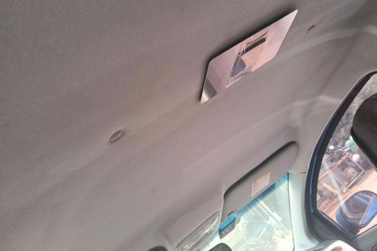 Used Geely Auto Vision X1 2017 1.3L Manual Frenzy Edition Headliner