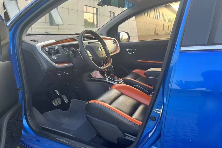 Used Geely Auto Vision X1 2017 1.3L Automatic Player Edition Interior 2