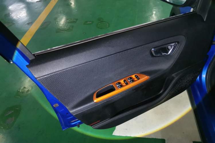 Used Geely Auto Vision X1 2017 1.3L Automatic Player Edition Left Front Door Interior