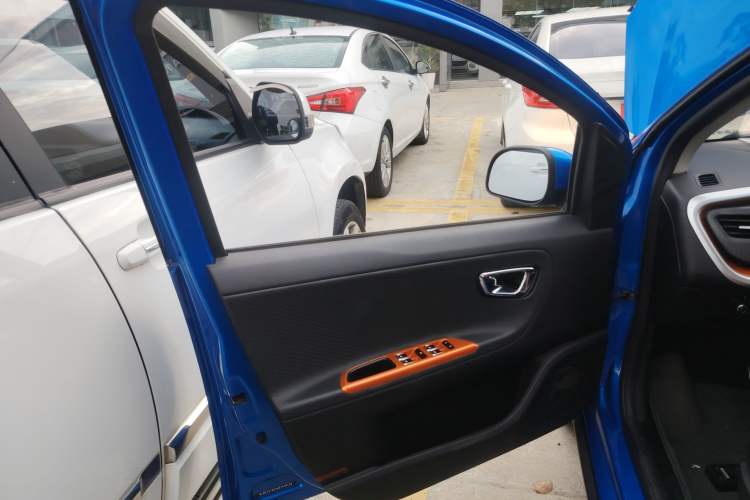 Used Geely Auto Vision X1 2017 1.3L Automatic Player Edition Left Front Door Interior