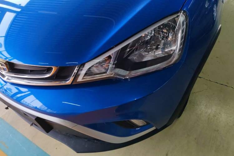 Used Geely Auto Vision X1 2017 1.3L Automatic Player Edition Left Front Headlight