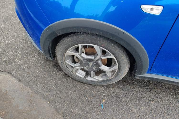 Used Geely Auto Vision X1 2017 1.3L Manual Frenzy Edition Left Front Wheel Hub