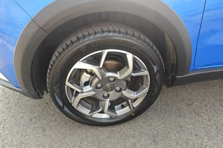 Used Geely Auto Vision X1 2017 1.3L Automatic Player Edition Left Front Wheel Hub