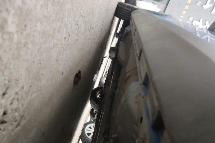 Used Geely Auto Vision X1 2017 1.3L Automatic Player Edition Left Side Sill
