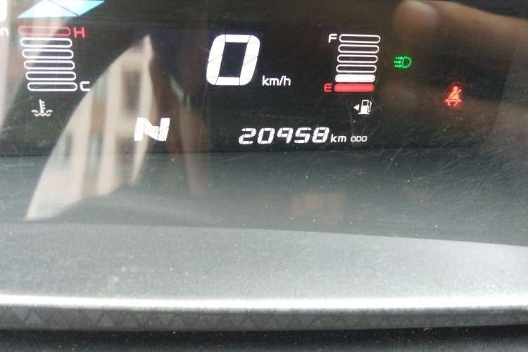 Used Geely Auto Vision X1 2017 1.3L Automatic Fun Edition Odometer Close Up